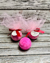 Load image into Gallery viewer, Pink Sugar Bath Bomb 5.5oz