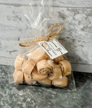 Load image into Gallery viewer, Cinnamon Bun Mini Wax Melts
