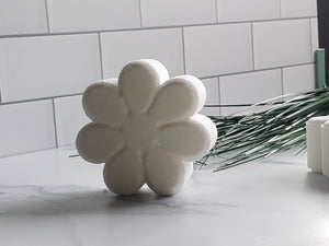 Daisy Bath Bomb