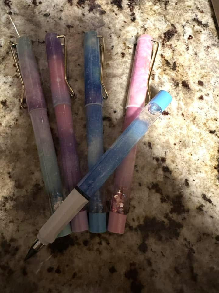 Floating Glitter Forever Pencil
